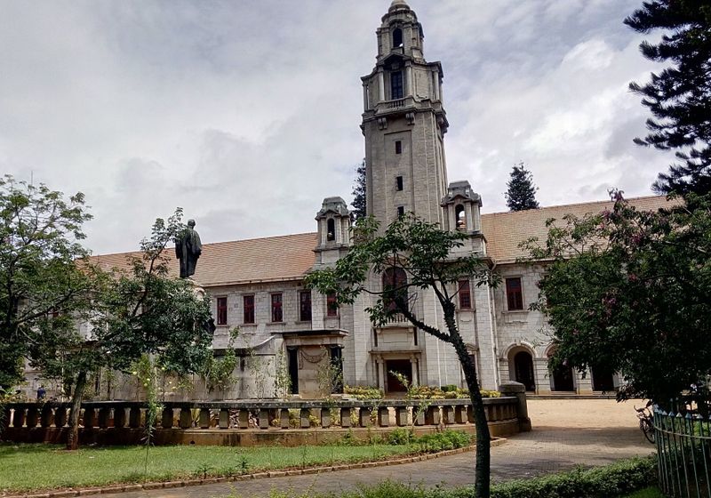 Gas Cylinder Explosion Kills Researcher at Indian Laboratory The