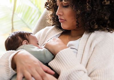 Antibodies in breastmilk from SARS-CoV-2 infection or mRNA vaccination neutralize the virus.