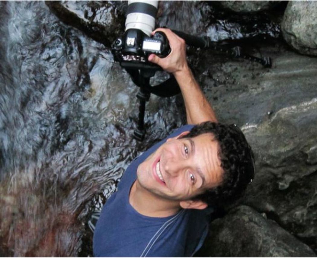 A headshot of Uri Manor, a cell biologist at the University of California, San Diego.