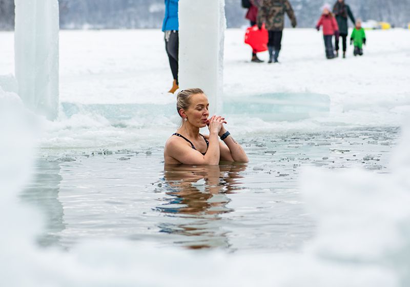 What are the Risks and Benefits of a Cold Plunge? | The Scientist