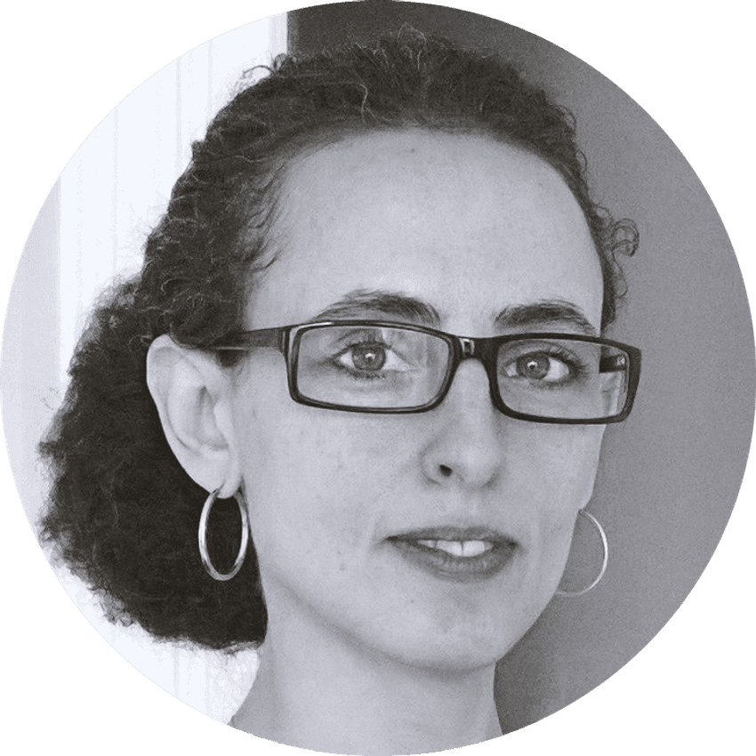 Iris Kulbatski headshot