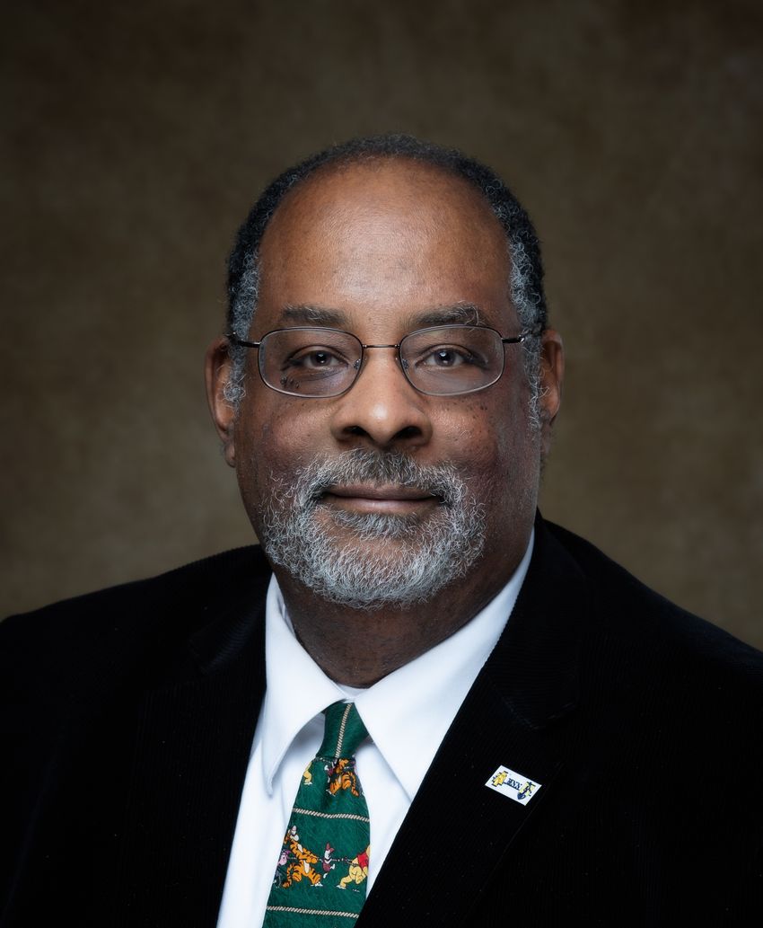 Joseph Graves Jr, PhD  MacKenzie Scott Endowed Professor of Biology