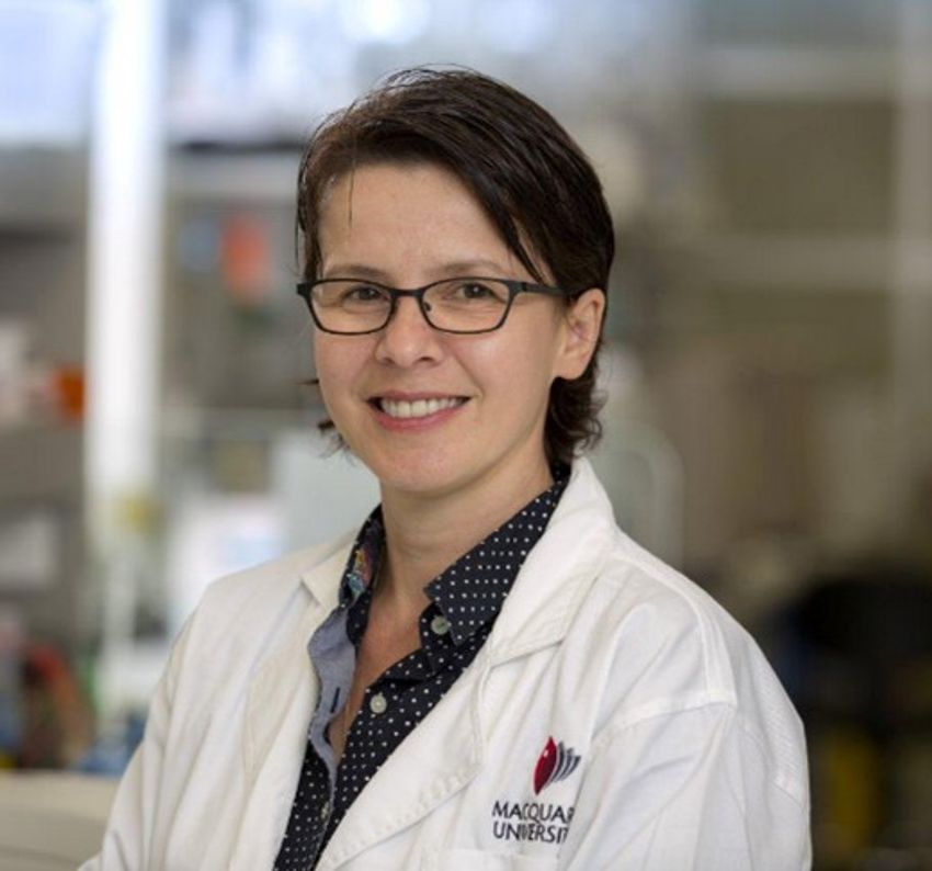 Helen Rizos, PhD Helen Rizos, PhD