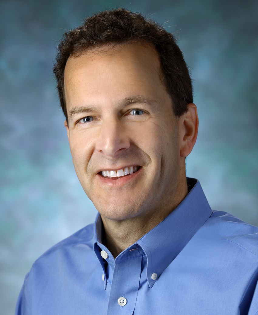 Photo of Steven Salzberg, a computational biologist at Johns Hopkins University. Salzberg discussed the challenges in quantifying the number of genes present in the human genome.