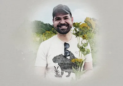 A picture of Renan Souza, a postdoc at the HudsonAlpha Institute for Biotechnology.