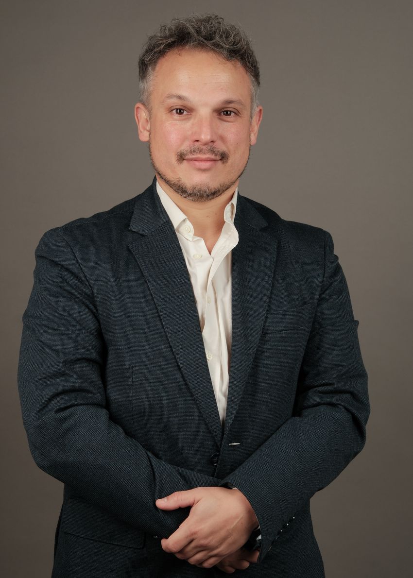 Headshot of Gonçalo Regalo, senior product manager for Cell and Gene Therapy at FUJIFILM Biosciences.
